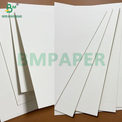 60pt 80pt Tablero de pulpa absorbente sin recubrimiento de ambos lados para la fabricación de bares y hoteles