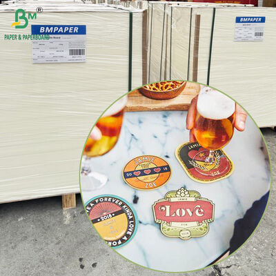 60pt 80pt Tablero de pulpa absorbente sin recubrimiento de ambos lados para la fabricación de bares y hoteles