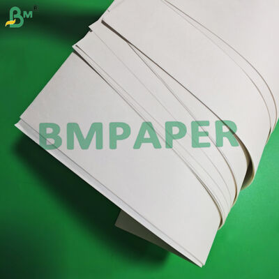 70g 80g Papel Kraft Blanqueado Blanco para Bolsas de Regalo 750mm 1020mm