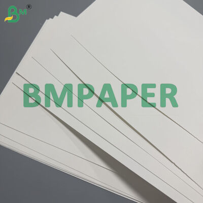 Papel Kraft Blanco Roto de 200 g/m² y 240 g/m² a dos caras para Bolsas de Compras de Lujo